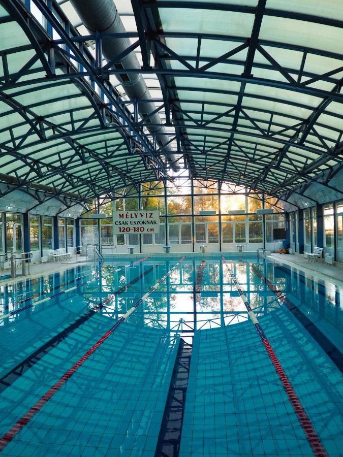 Hotel Otp Balatonszárszó Zewnętrze zdjęcie