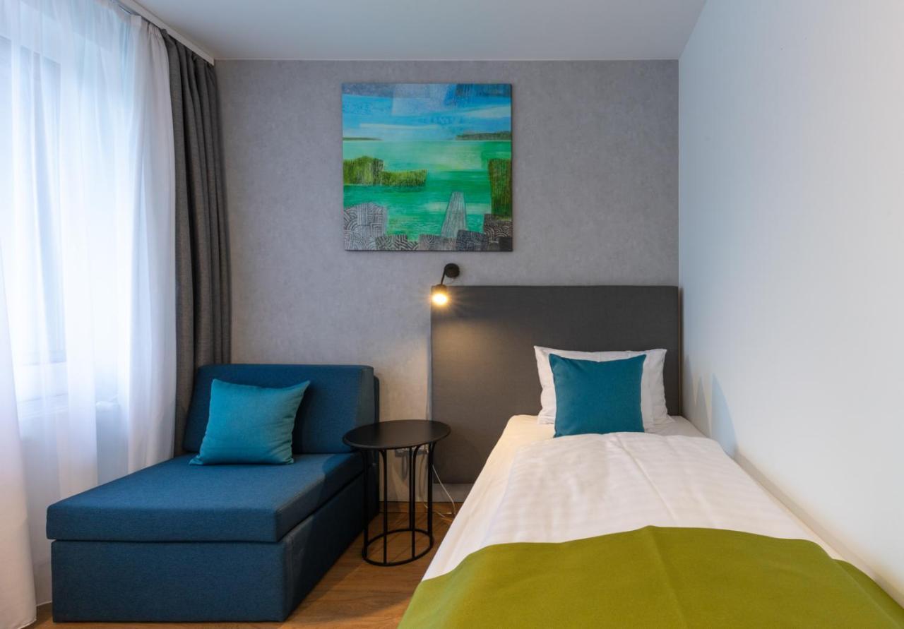 Hotel Otp Balatonszárszó Zewnętrze zdjęcie