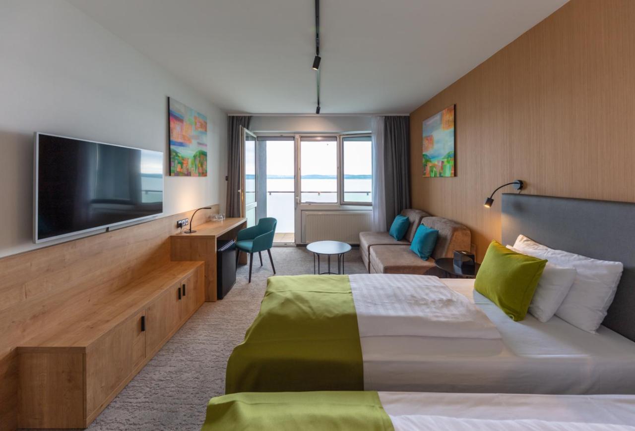 Hotel Otp Balatonszárszó Zewnętrze zdjęcie