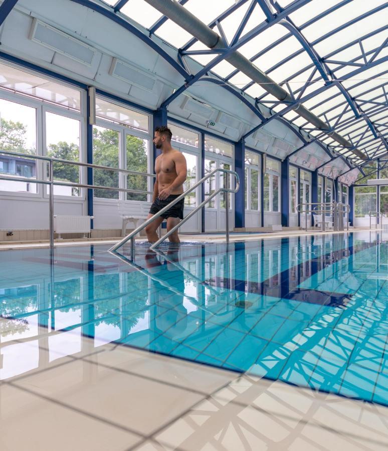 Hotel Otp Balatonszárszó Zewnętrze zdjęcie