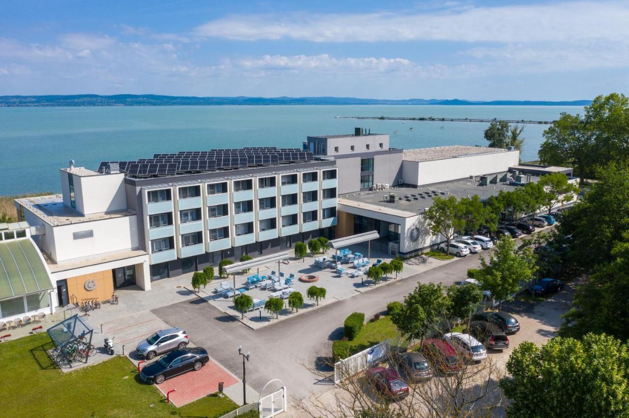Hotel Otp Balatonszárszó Zewnętrze zdjęcie